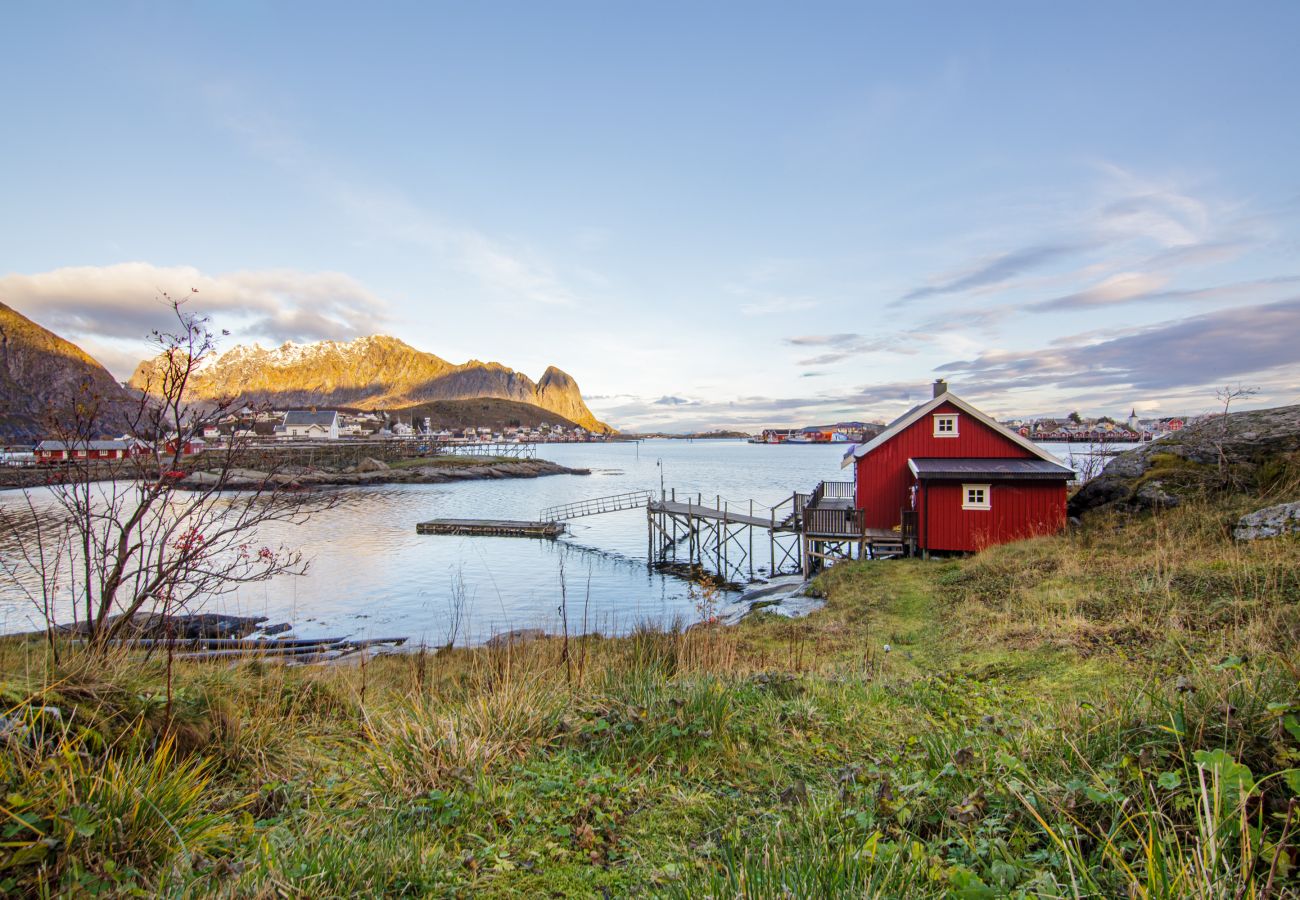 Hytte i Moskenes - Magnusbua, traditional rorbu in Reine, Lofoten