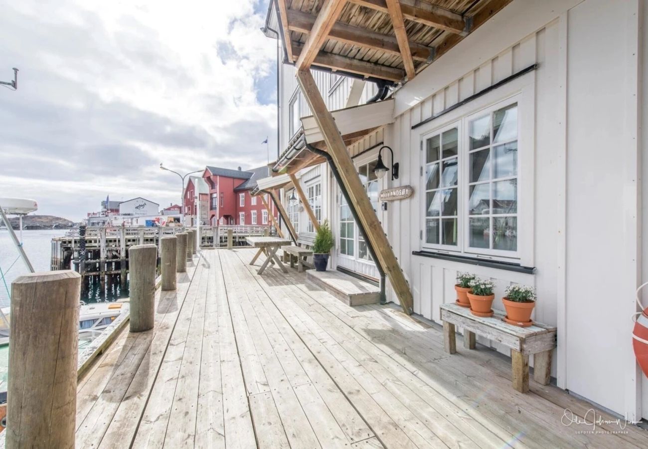 Leilighet i Vågan - Hellandsøy apartment, Henningsvær