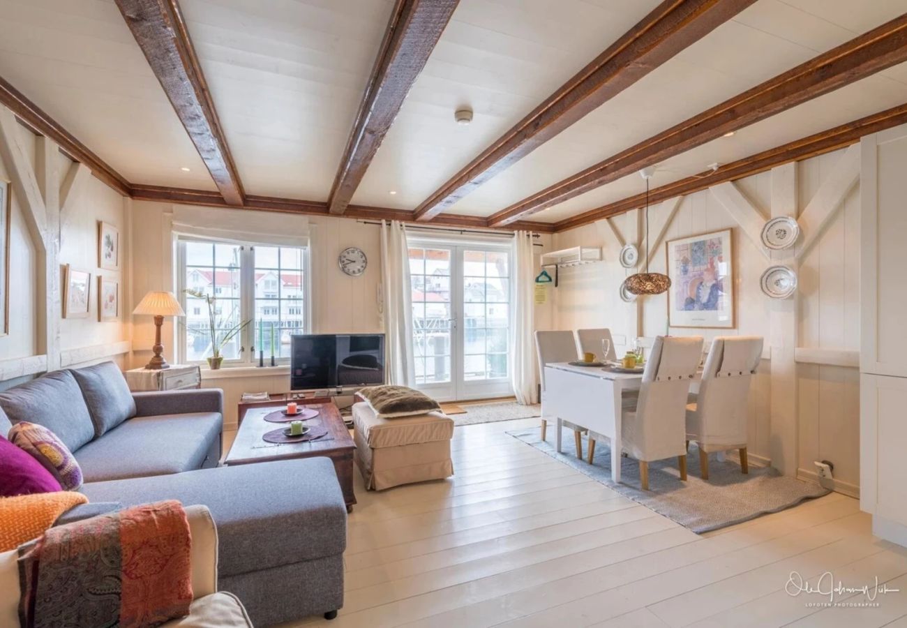 Leilighet i Vågan - Hellandsøy apartment, Henningsvær