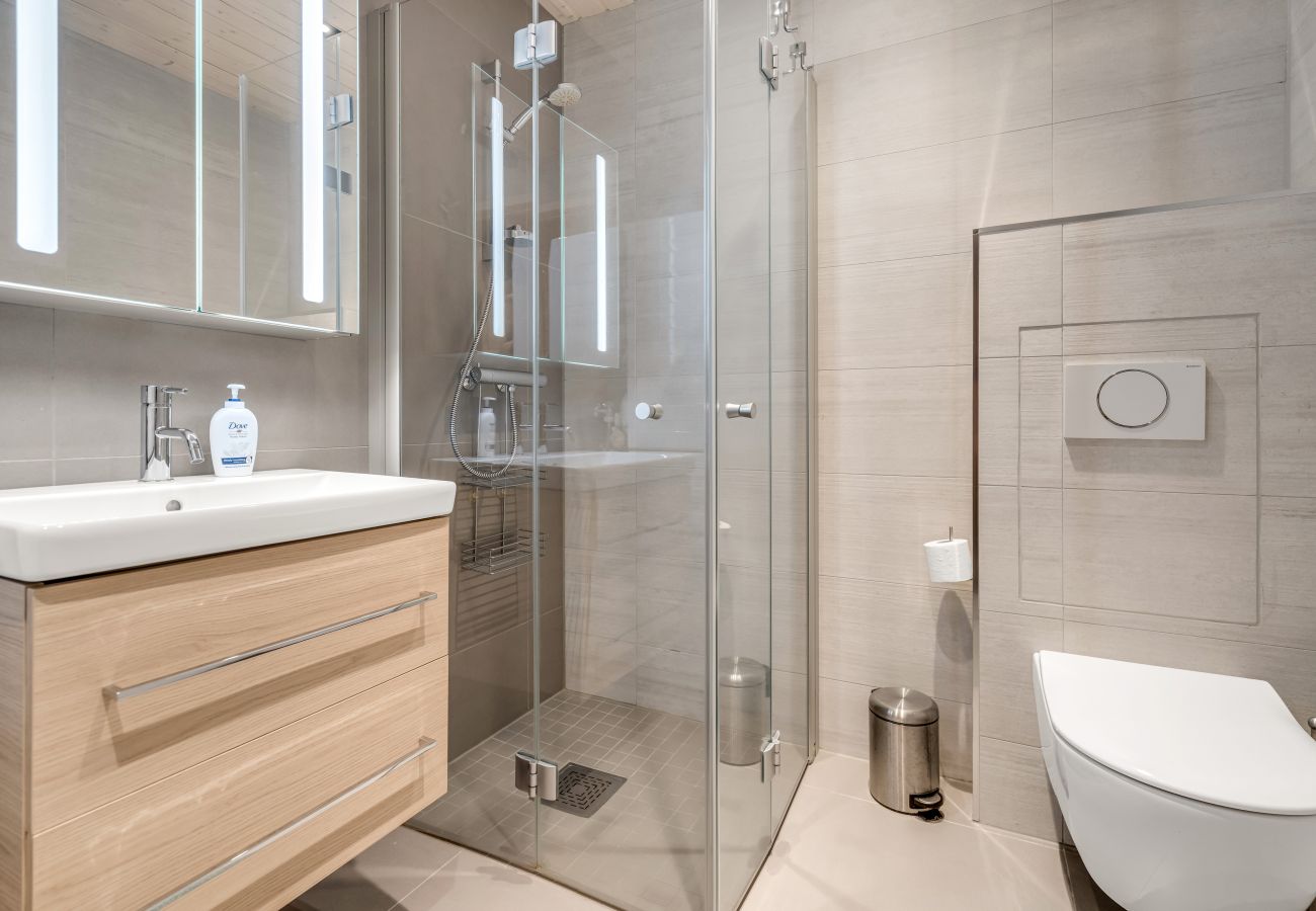 Leilighet i Tromsø - Ecological wood house with a garden