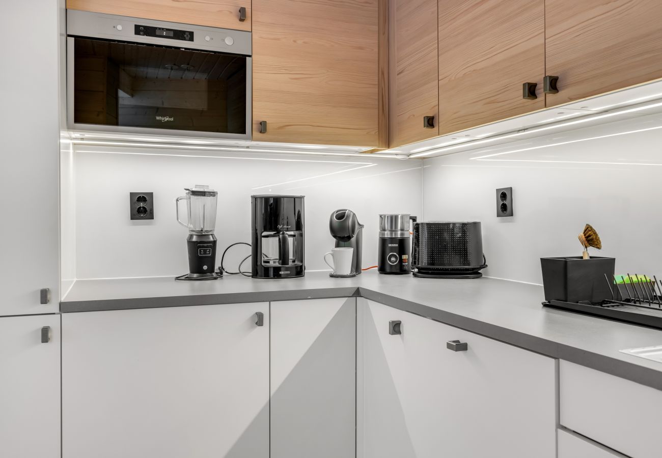 Leilighet i Tromsø - Ecological wood house with a garden