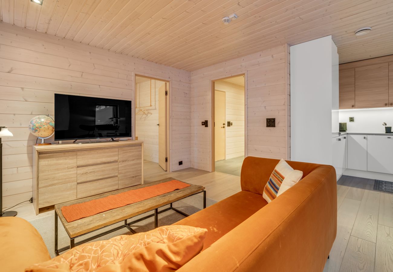 Leilighet i Tromsø - Ecological wood house with a garden