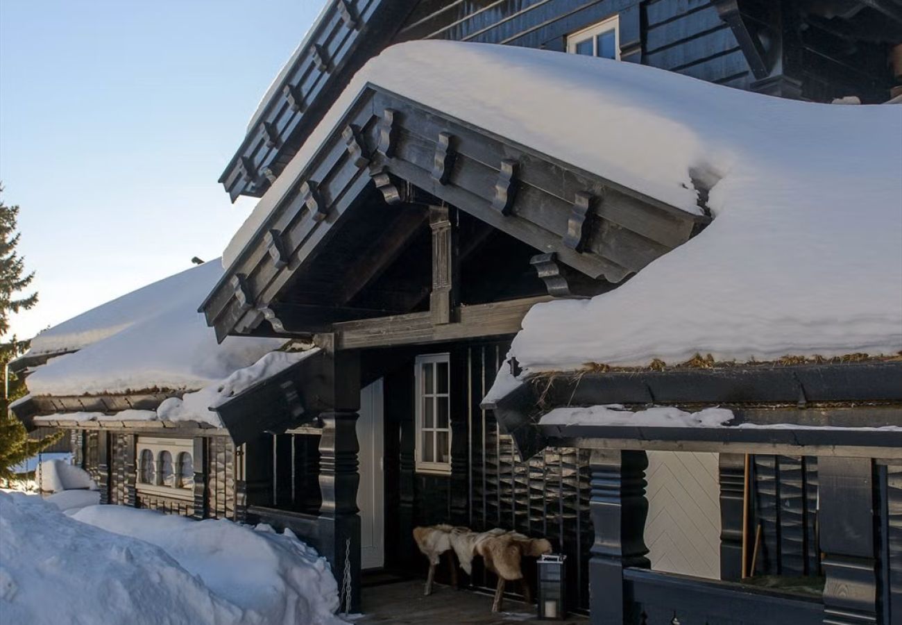 Hytte i Øyer - Eksklusiv storhytte på Hafjell med ski-in/ski-out