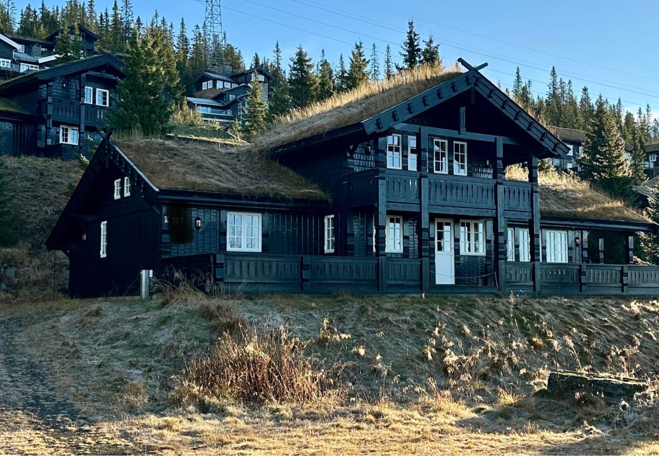 Hytte i Øyer - Eksklusiv storhytte på Hafjell med ski-in/ski-out