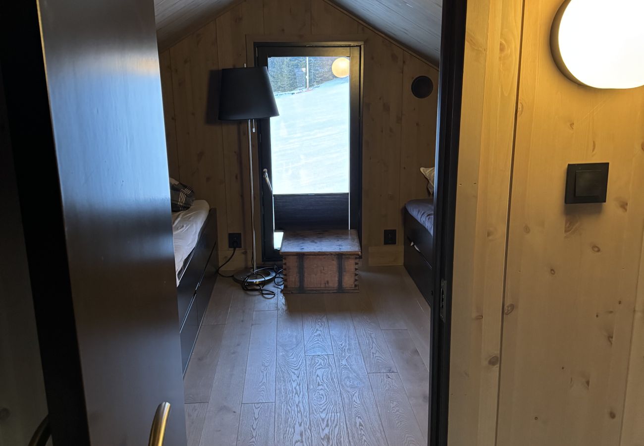 Hytte i Øyer - Beautiful Ski-in / Ski-out Cabin at the top of the mountain in Hafjell