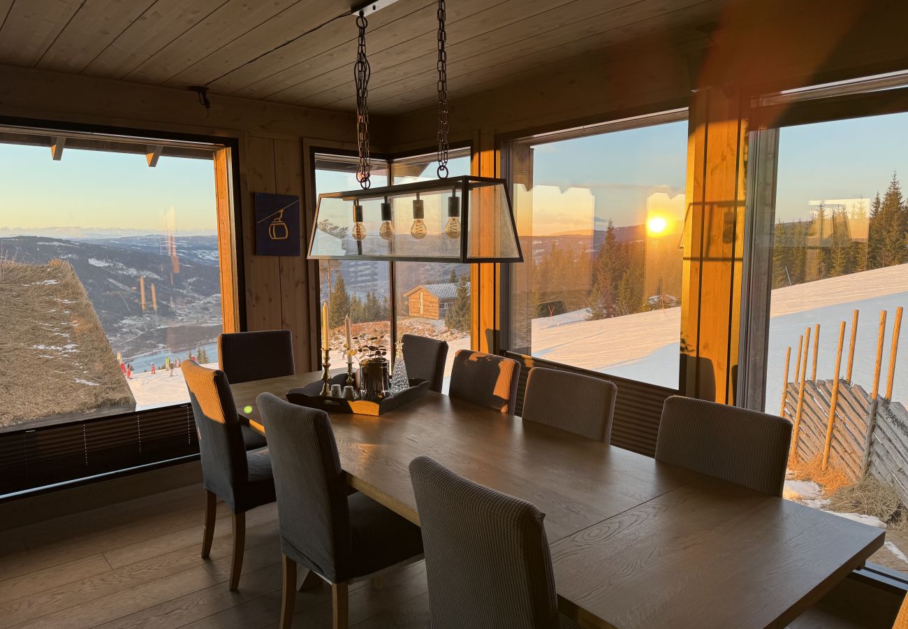 Hytte i Øyer - Beautiful Ski-in / Ski-out Cabin at the top of the mountain in Hafjell