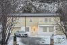 Hus i Flakstad - House by Ramberg Beach