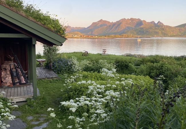 Studioleilighet i Flakstad - Koselig studio i Lofoten - nær Rambergstranda