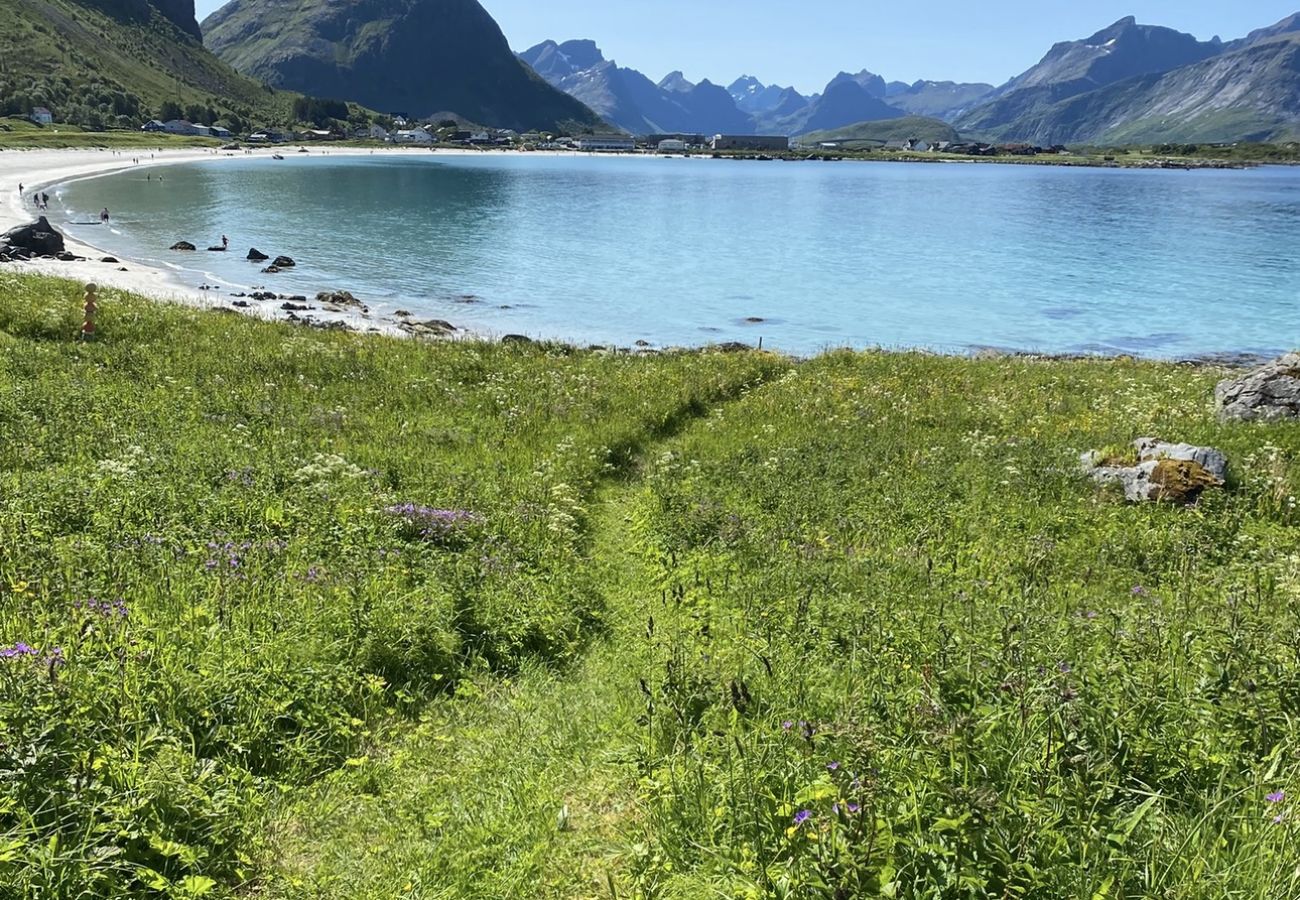 Studioleilighet i Flakstad - Koselig studio i Lofoten - nær Rambergstranda