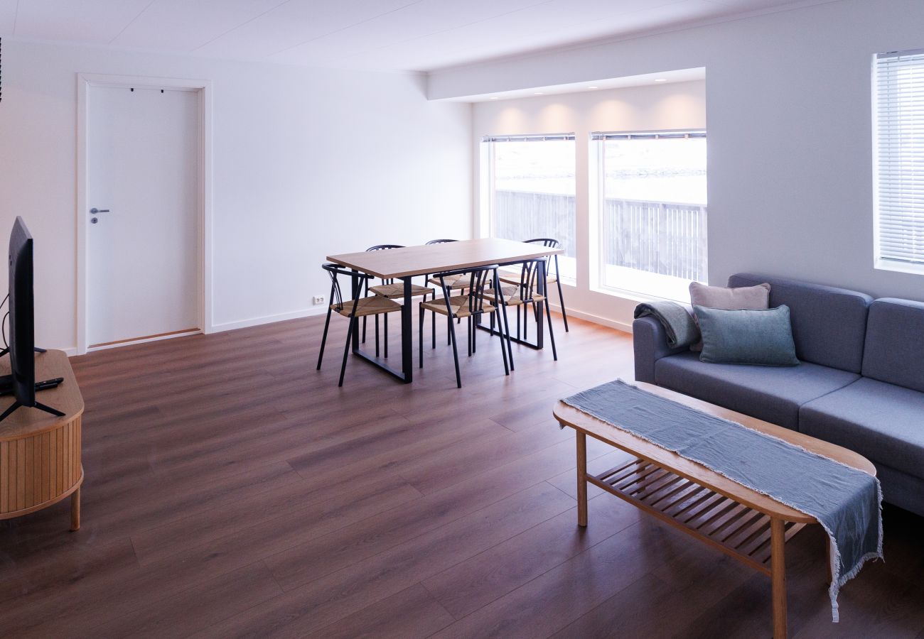 Hus i Flakstad - Fredly, beautiful home in Fredvang