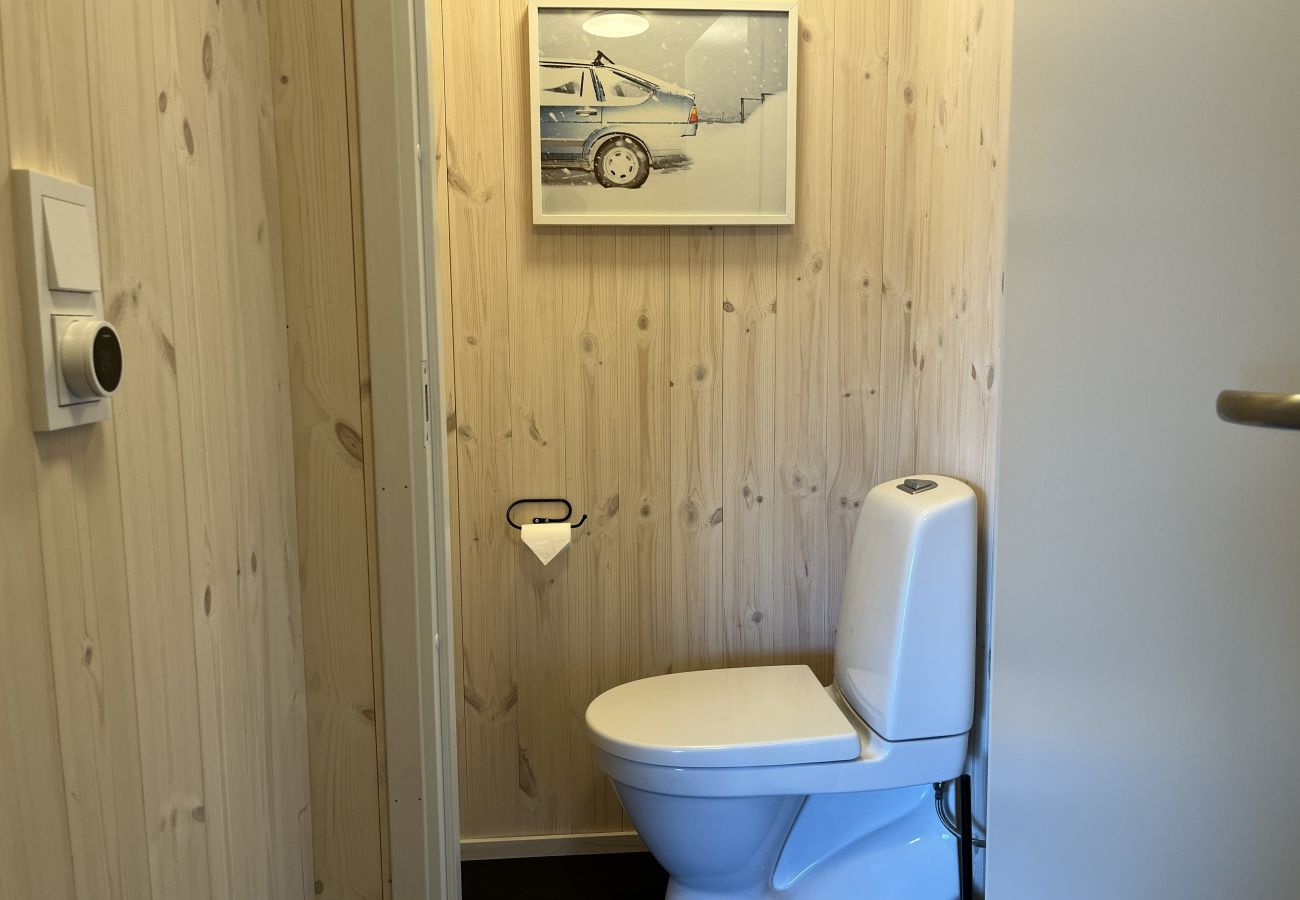 Hus i Ål - Architect designed sleeping box in barn