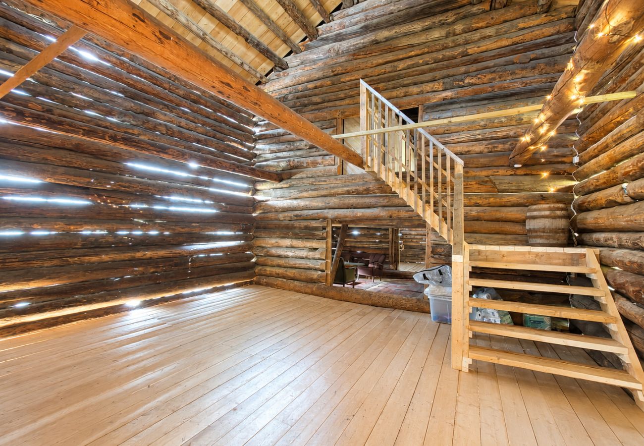 Hus i Ål - Architect designed sleeping box in barn
