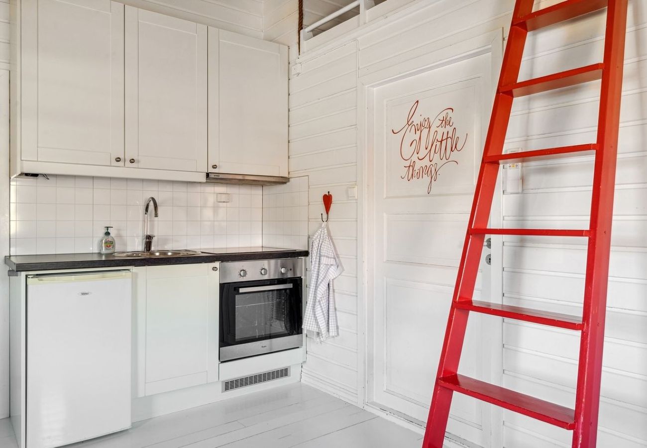 Hytte i Stamsund - Waterfront Twin Cabin A