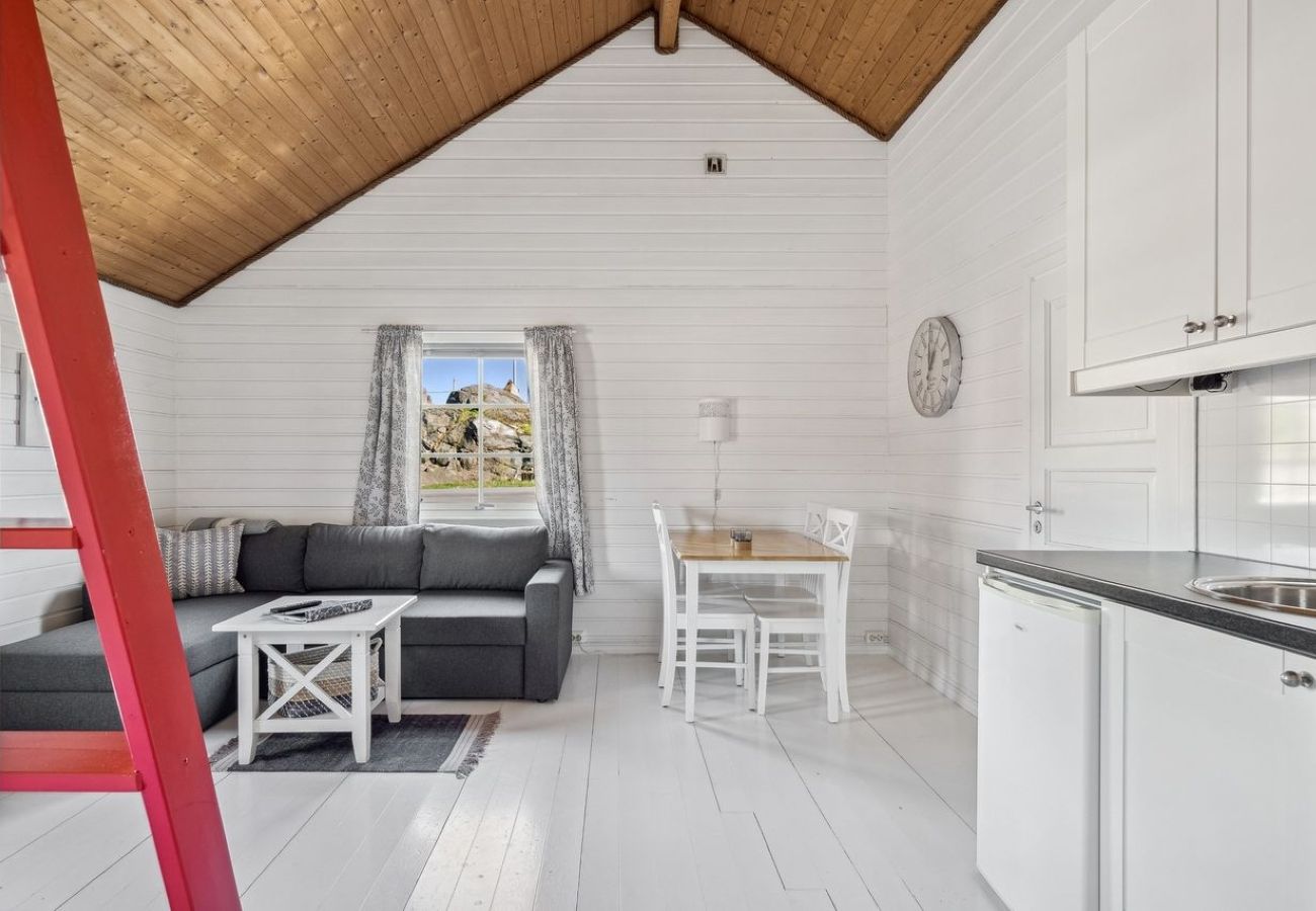 Hytte i Stamsund - Waterfront Twin Cabin B