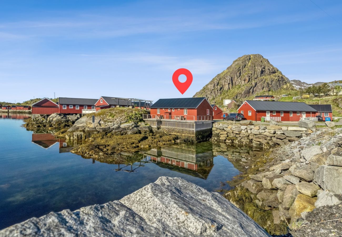Hytte i Stamsund - Waterfront Twin Cabin B