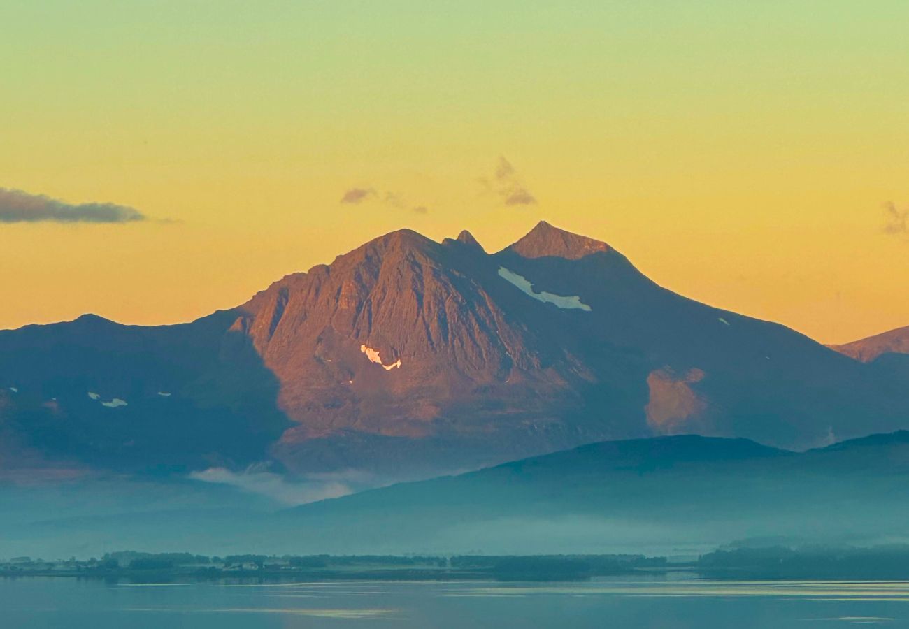 Hus i Tromsø - Eksklusiv Nordlysvilla på  Sørtromsøya