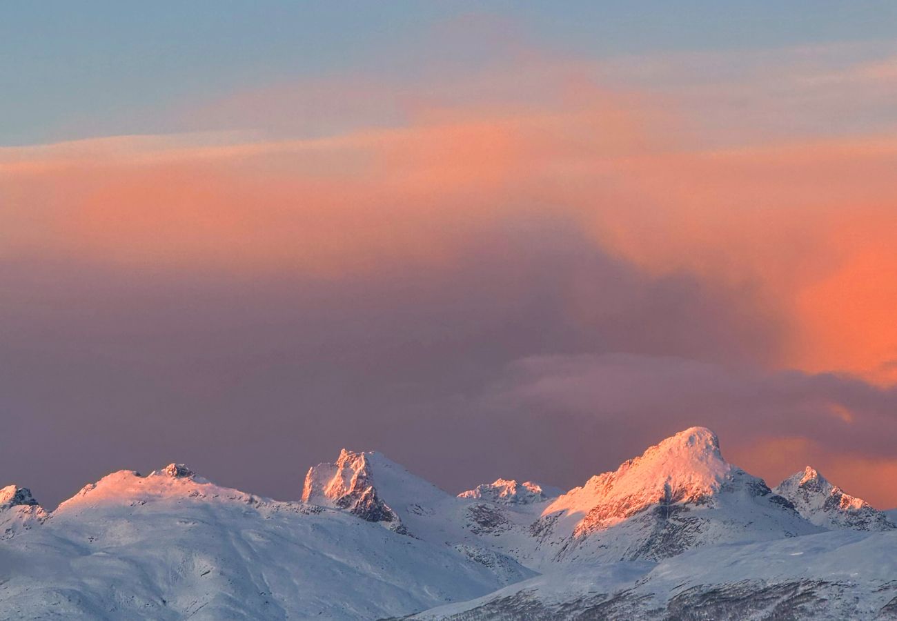 Hus i Tromsø - Eksklusiv Nordlysvilla på  Sørtromsøya