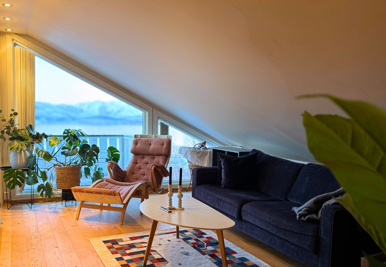 Hus i Tromsø - Eksklusiv Nordlysvilla på  Sørtromsøya