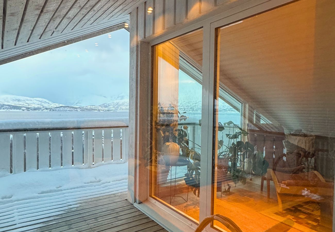 Hus i Tromsø - Eksklusiv Nordlysvilla på  Sørtromsøya