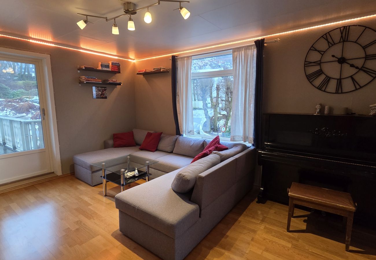 Leilighet i Bergen - Leilighet med sjø og fjellutsikt