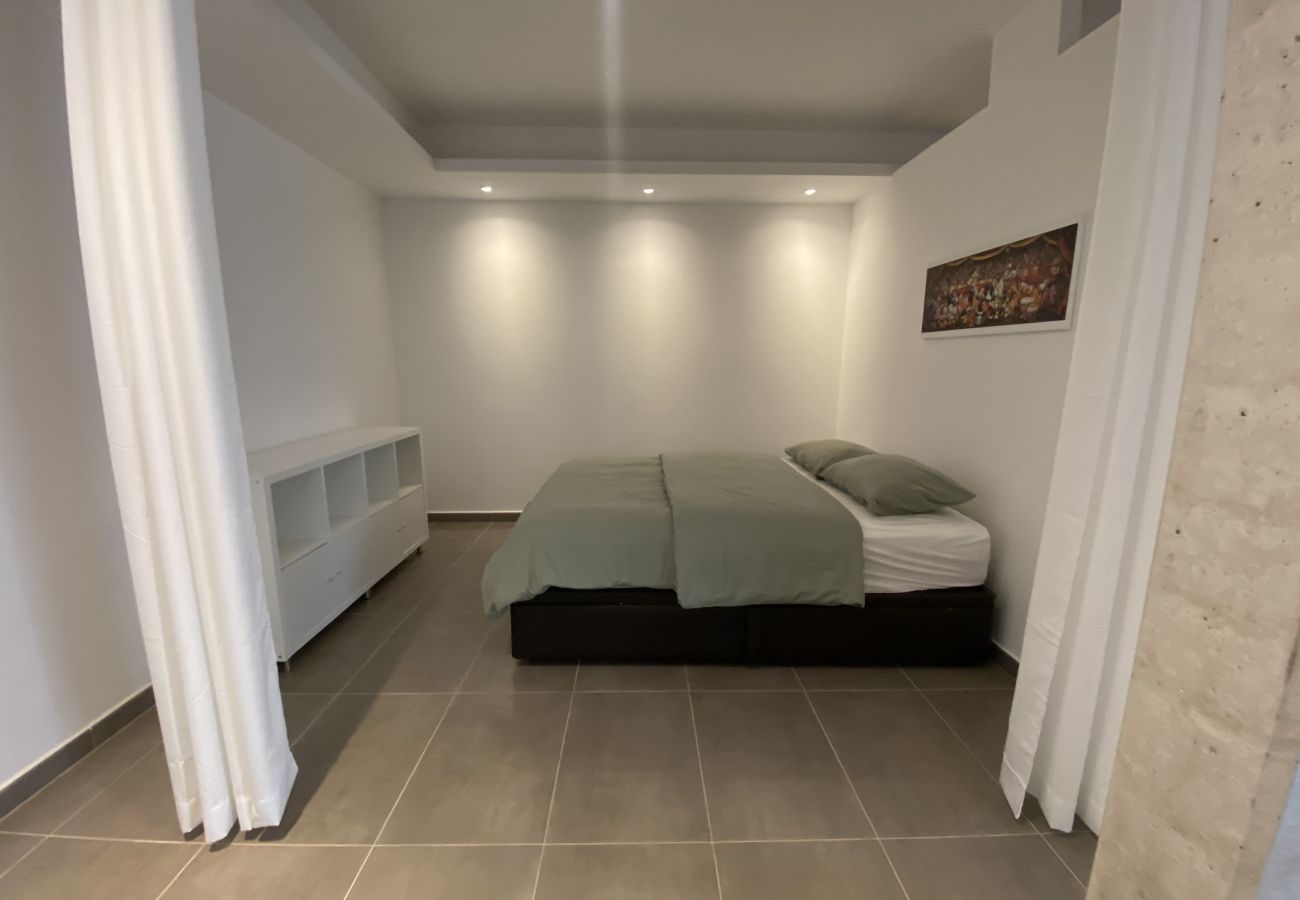 Hus i Torrevieja - Modern apartment in Torrevieja with pool