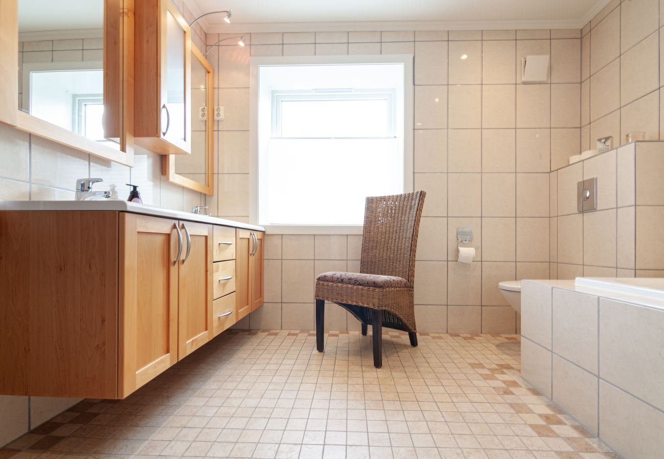 Hus i Vågan - Hus i Henningsvær med fantastisk utsikt