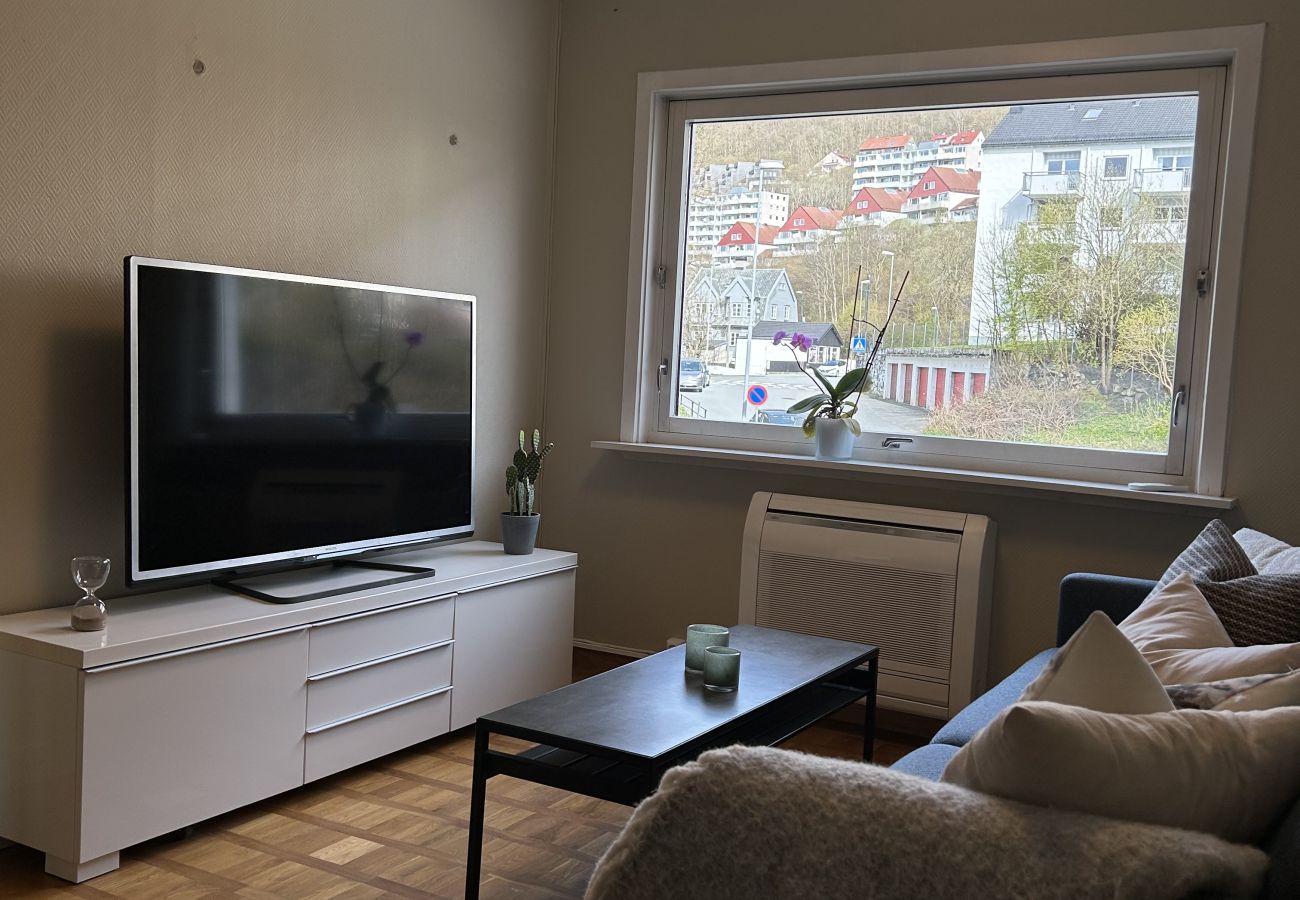 Leilighet i Bergen - Sentral 4-roms leilighet med parkering på Landås