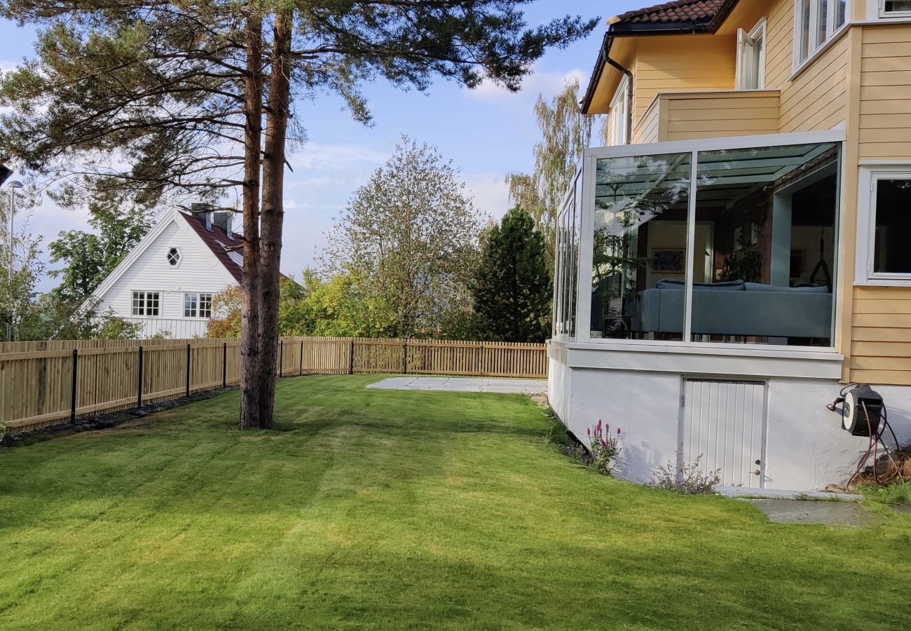 Hus i Lillehammer - Romslig Villa på Lillehammer