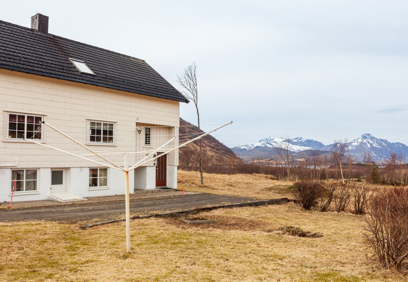 Hus i Vestvågøy - Hus i Lofoten nært naturen