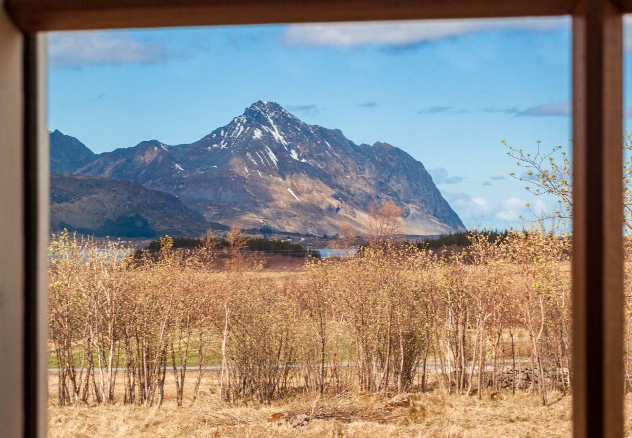 Hus i Vestvågøy - Hus i Lofoten nært naturen