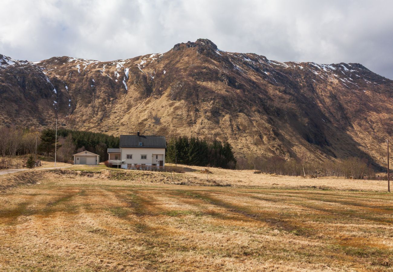 Hus i Vestvågøy - Hus i Lofoten nært naturen
