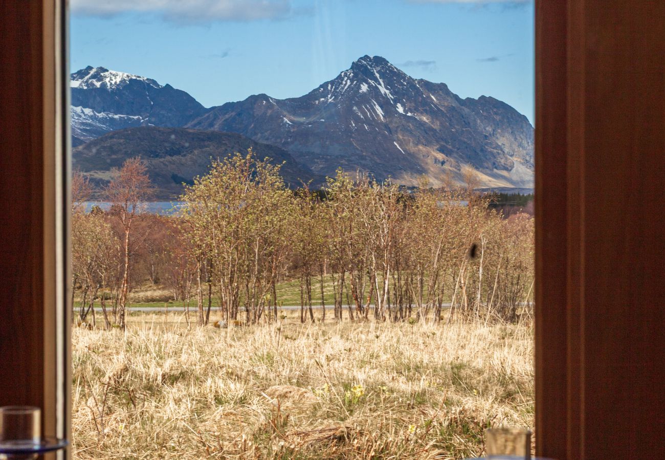 Hus i Vestvågøy - Hus i Lofoten nært naturen