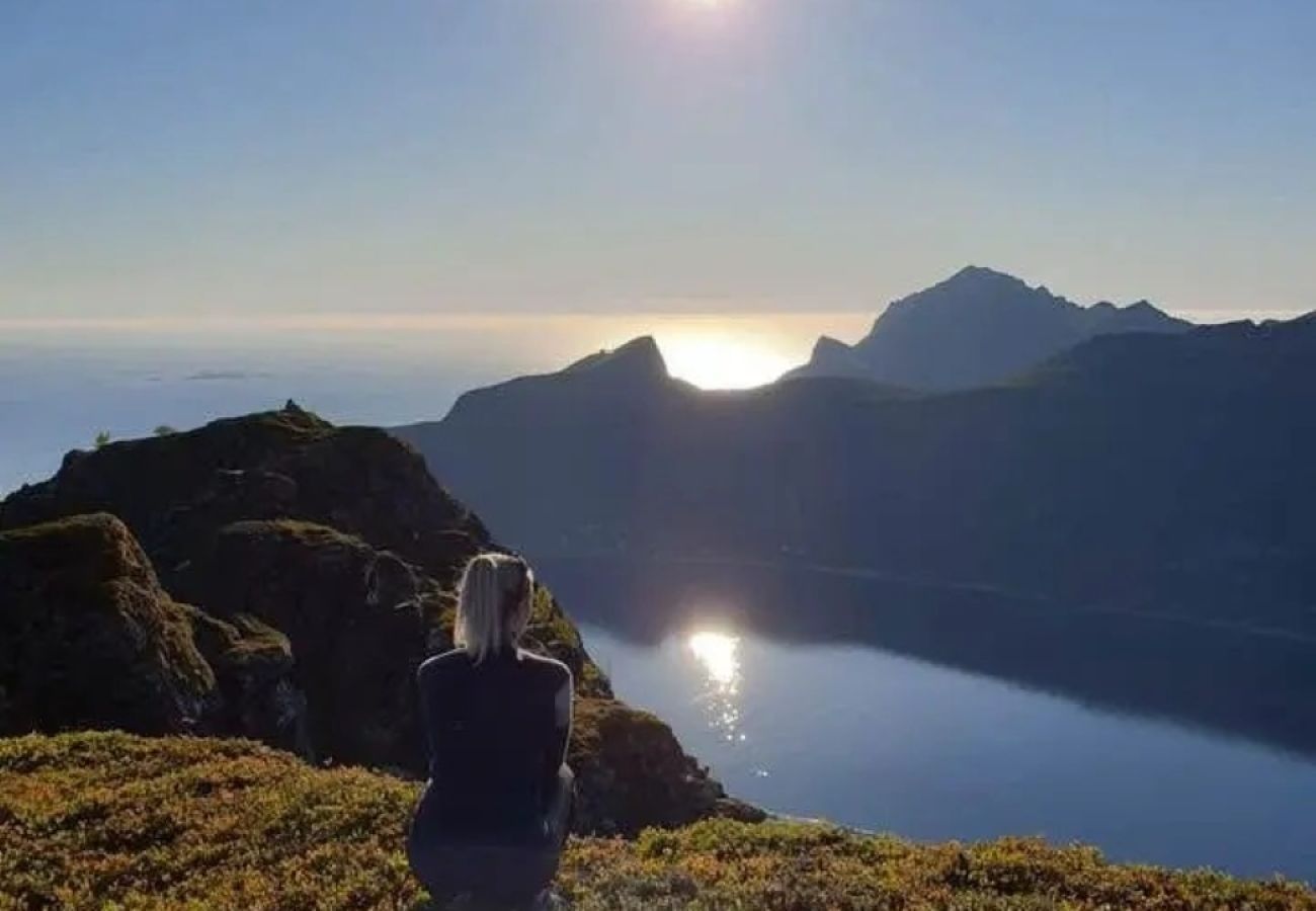 Hytte i Senja - Sjarmerende liten hytte med havutsikt på Senja