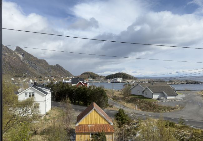 Hus i Moskenes - Koselig retro hus i naturskjønne Lofoten