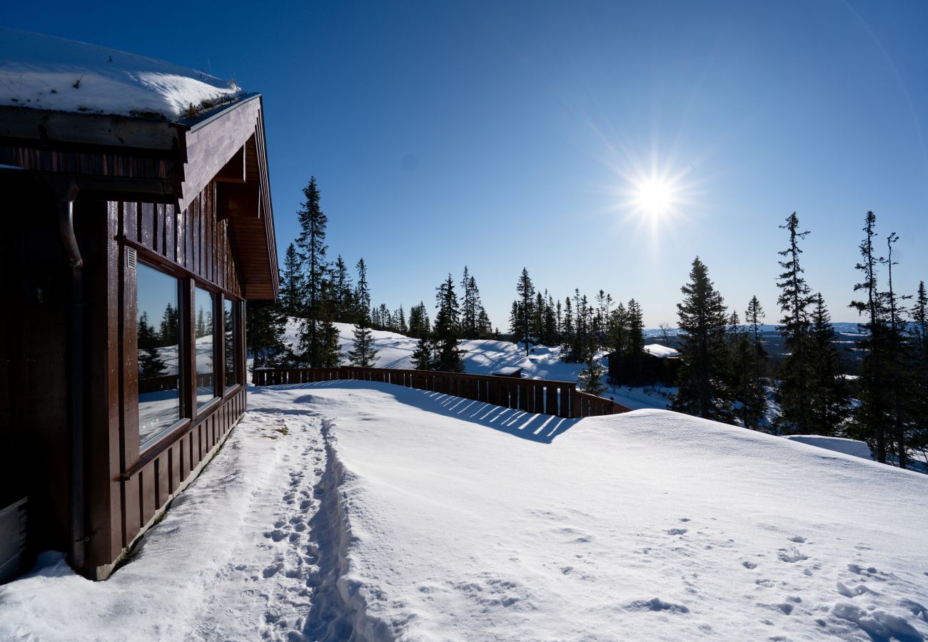 Hytte i Øyer - Eksklusiv hytte på Hafjell med badstue, ski-inn-ski-out