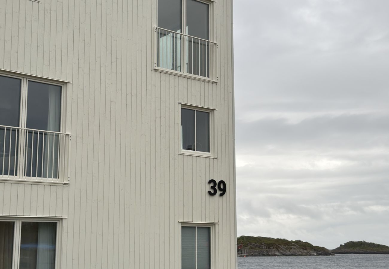 Leilighet i Vågan - Toppleilighet i Henningsvær