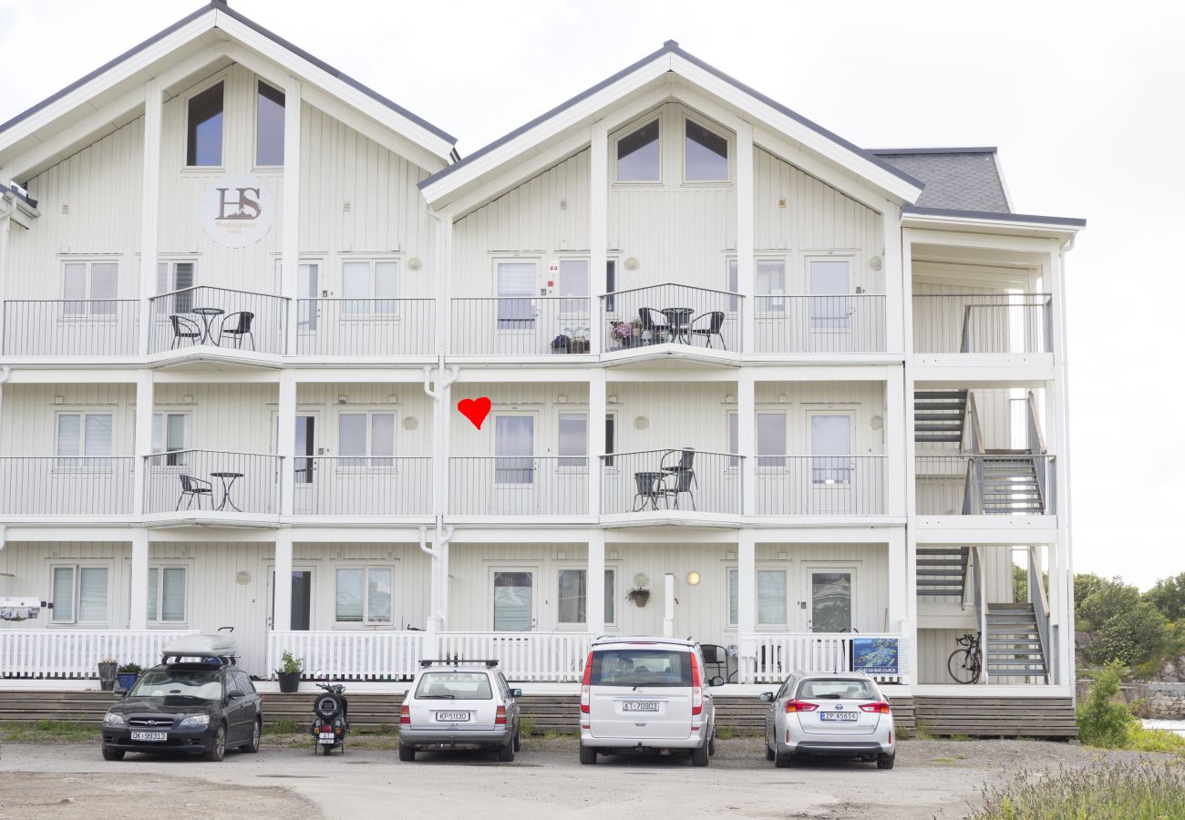 Leilighet i Vågan - Leilighet med havutsikt i Henningsvær