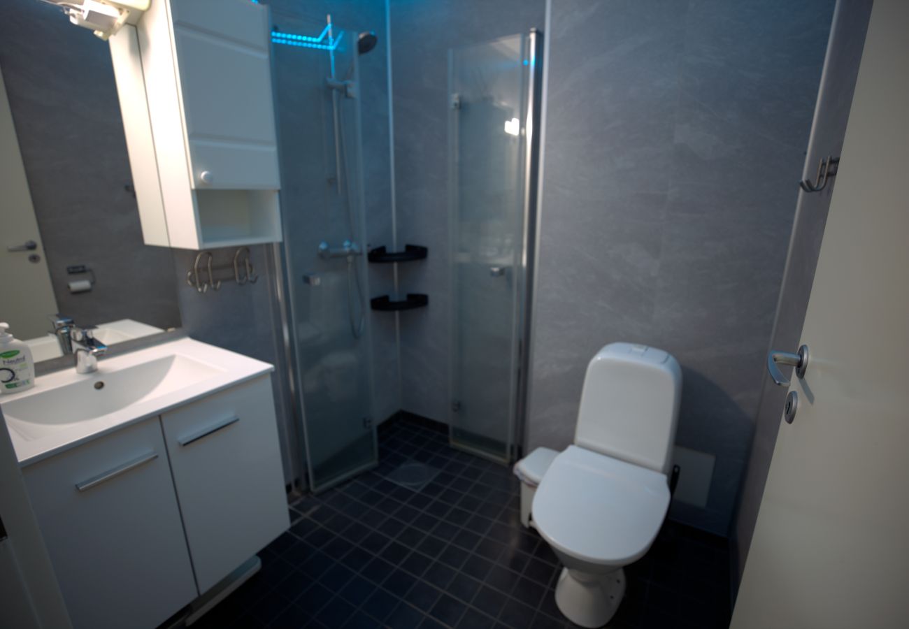 Leilighet i Tromsø - Koselig 2-etasjes leilighet med sauna
