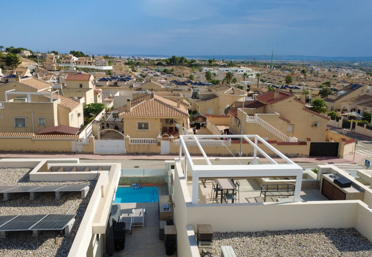 Hus i Rojales - Calle Rio Duero