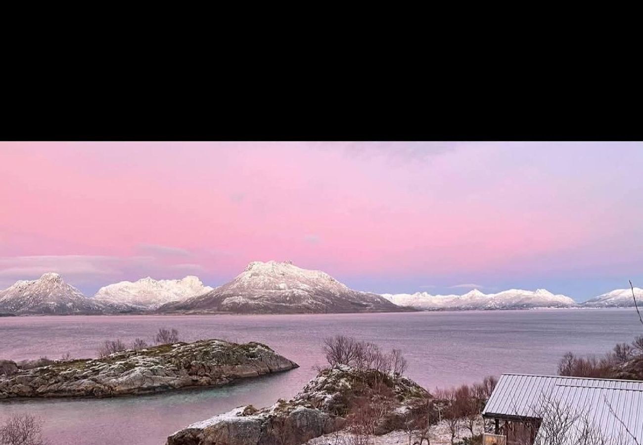 Hytte i Hadsel - Hytte ved Faksholmen i Eidsfjorden 