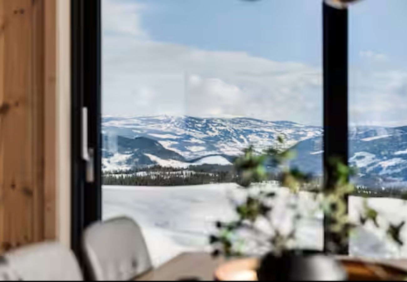Hytte i Gudbrandsdalen - Utsikten, ny hytte på Skeikampen