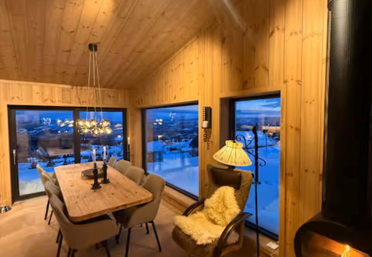 Hytte i Gudbrandsdalen - Utsikten, ny hytte på Skeikampen