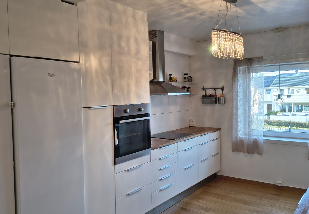 Hus i Vestvågøy - Romslig hus på Gravdal