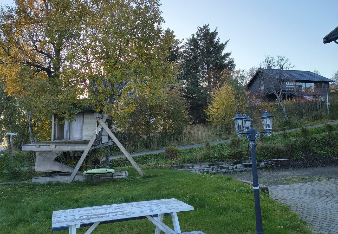 Hus i Vestvågøy - Romslig hus på Gravdal