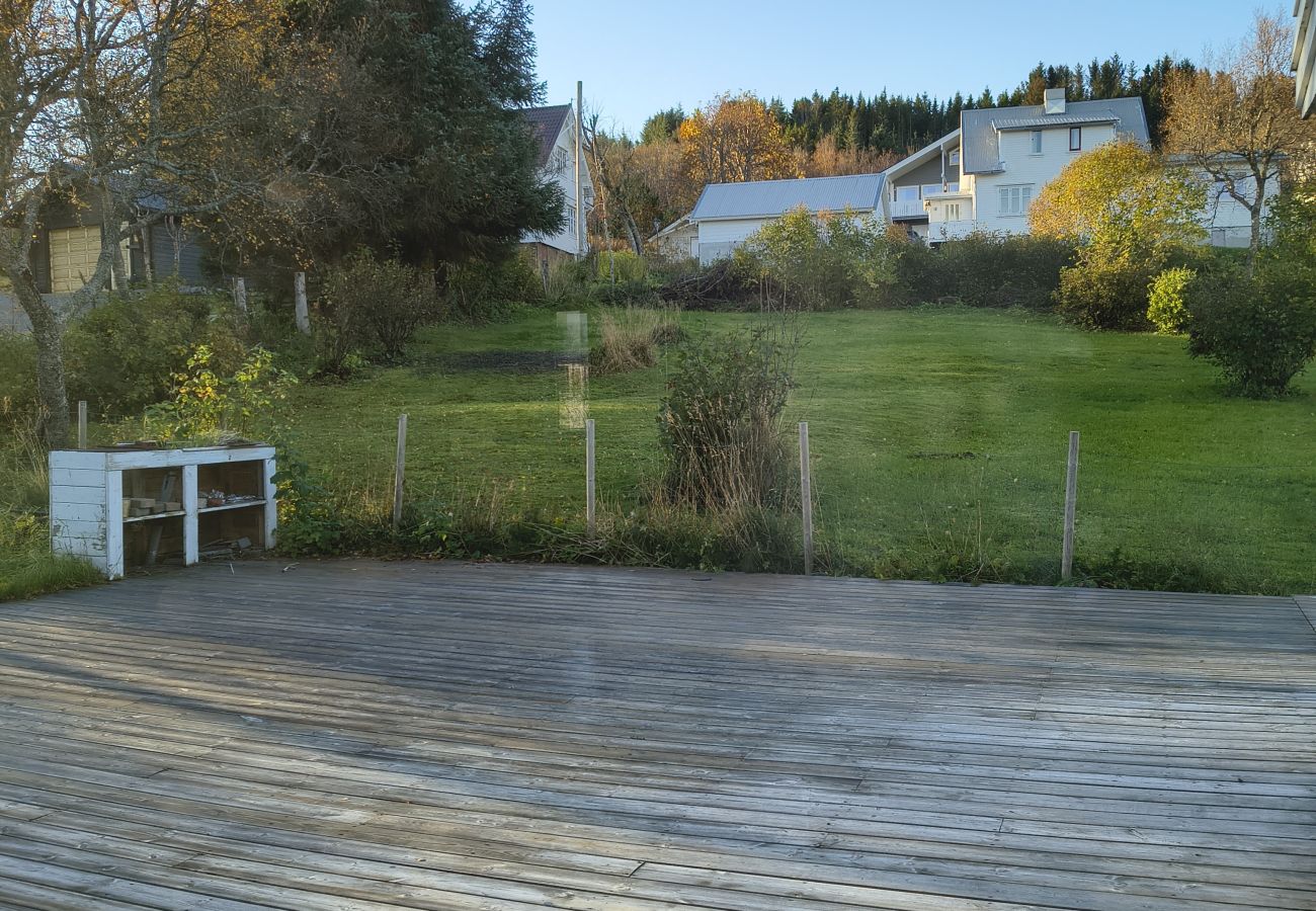 Hus i Vestvågøy - Romslig hus på Gravdal