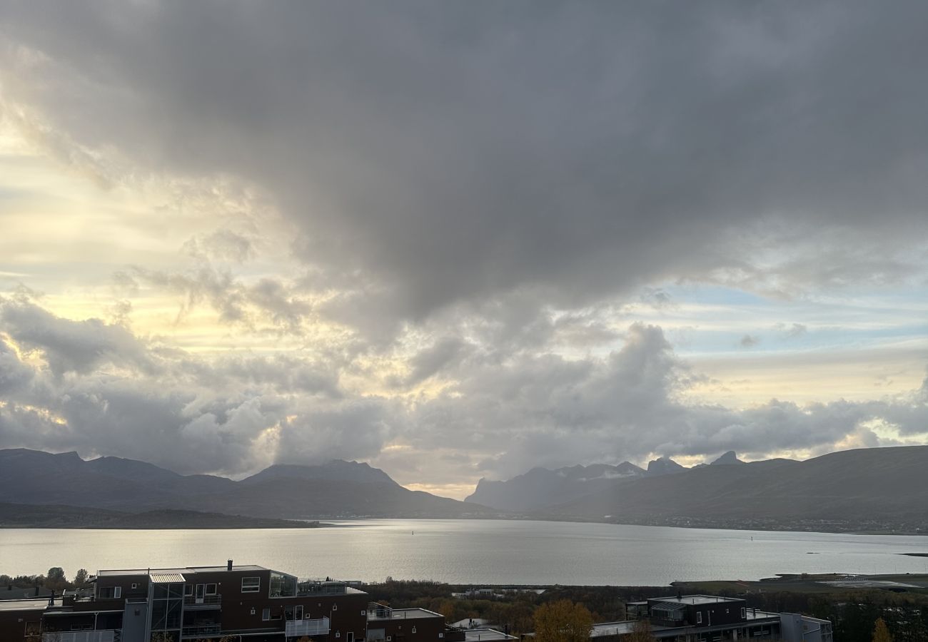 Leilighet i Tromsø - Moderne utsiktsleilighet i Workinntoppen Panorama