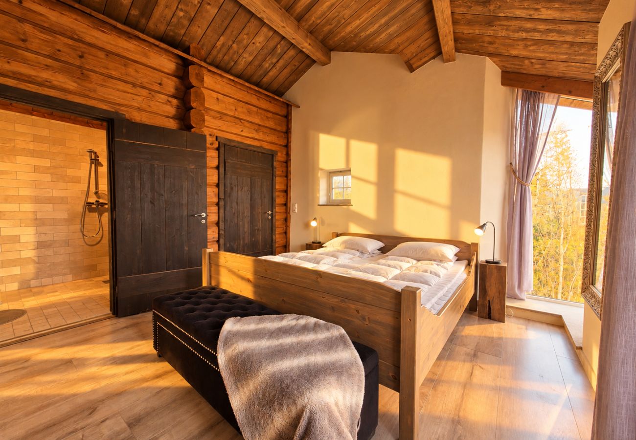 Hytte i Hol - Unique Cabin Right by the Ski Slopes in Geilo