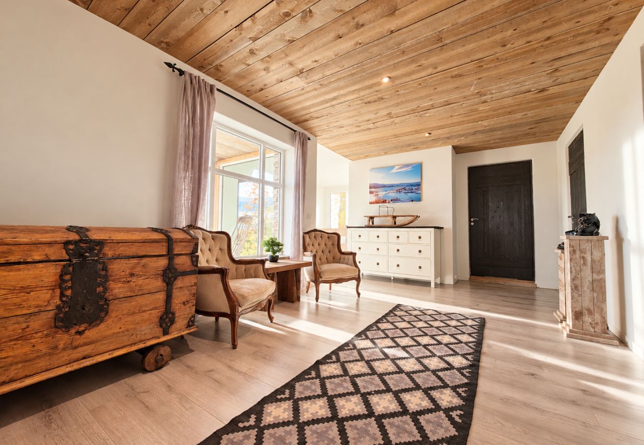 Hytte i Hol - Unique Cabin Right by the Ski Slopes in Geilo