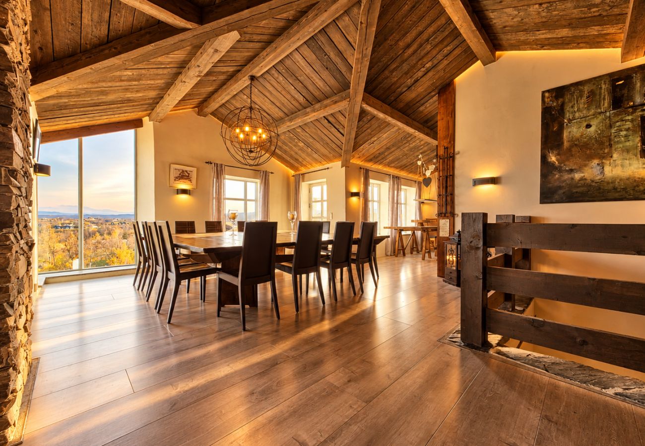 Hytte i Hol - Unique Cabin Right by the Ski Slopes in Geilo