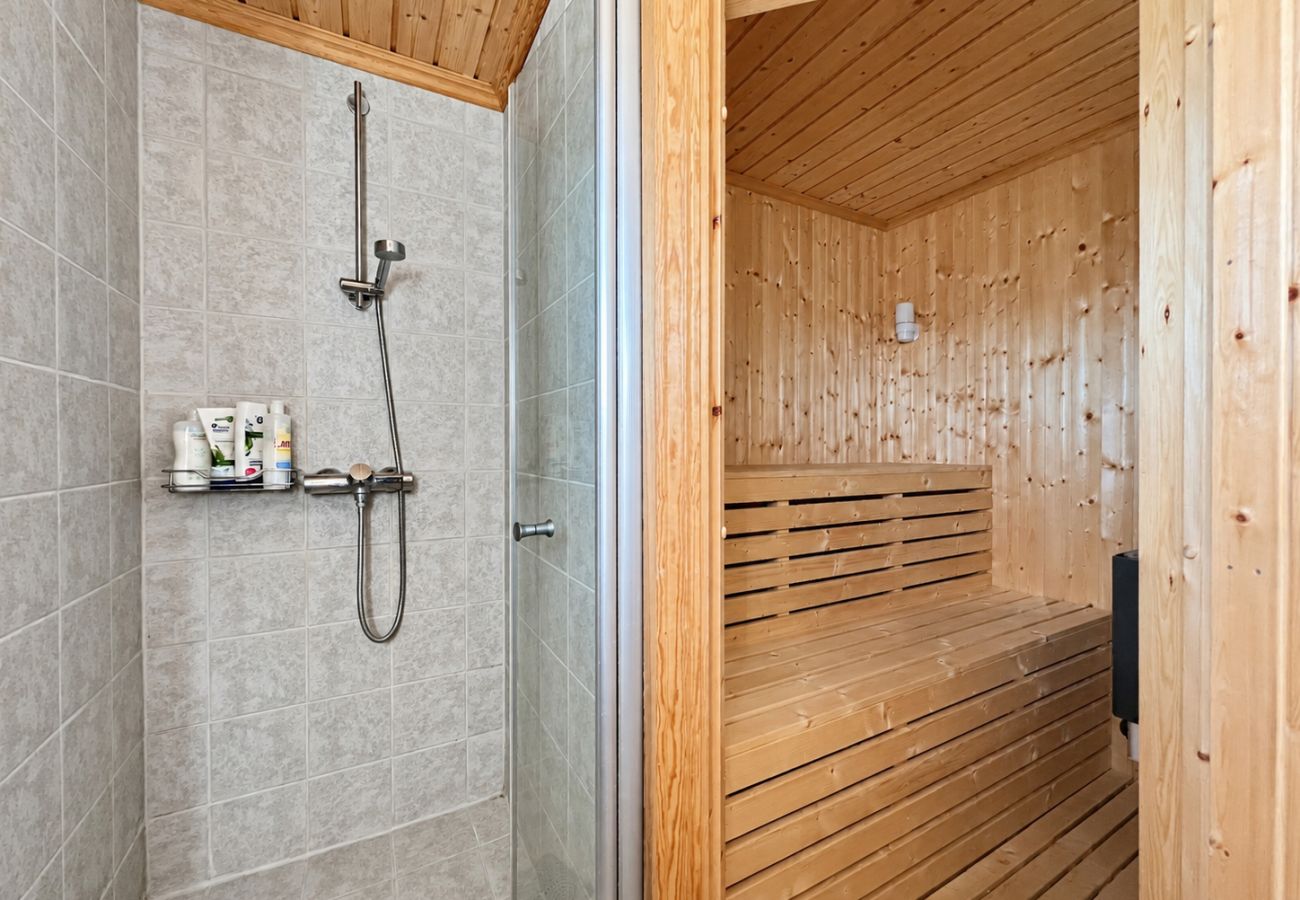 Hytte i Gol - Fredelig hytte i alpinbakken med sauna på Golsfjellet